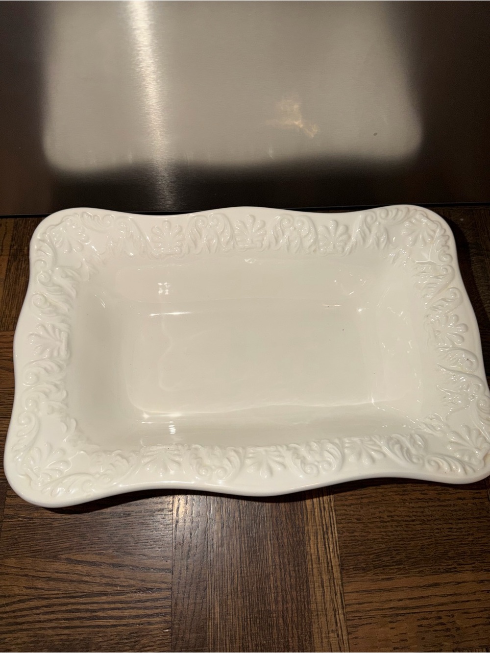 White Decorative Ceramic Serving Bowl - Elegant Home Dining